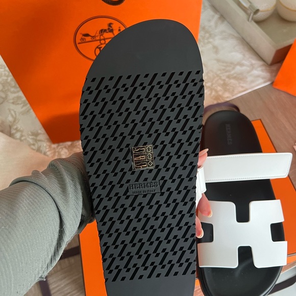 Hermes Chypre in black and white size 40.5 - Picture 4 of 8